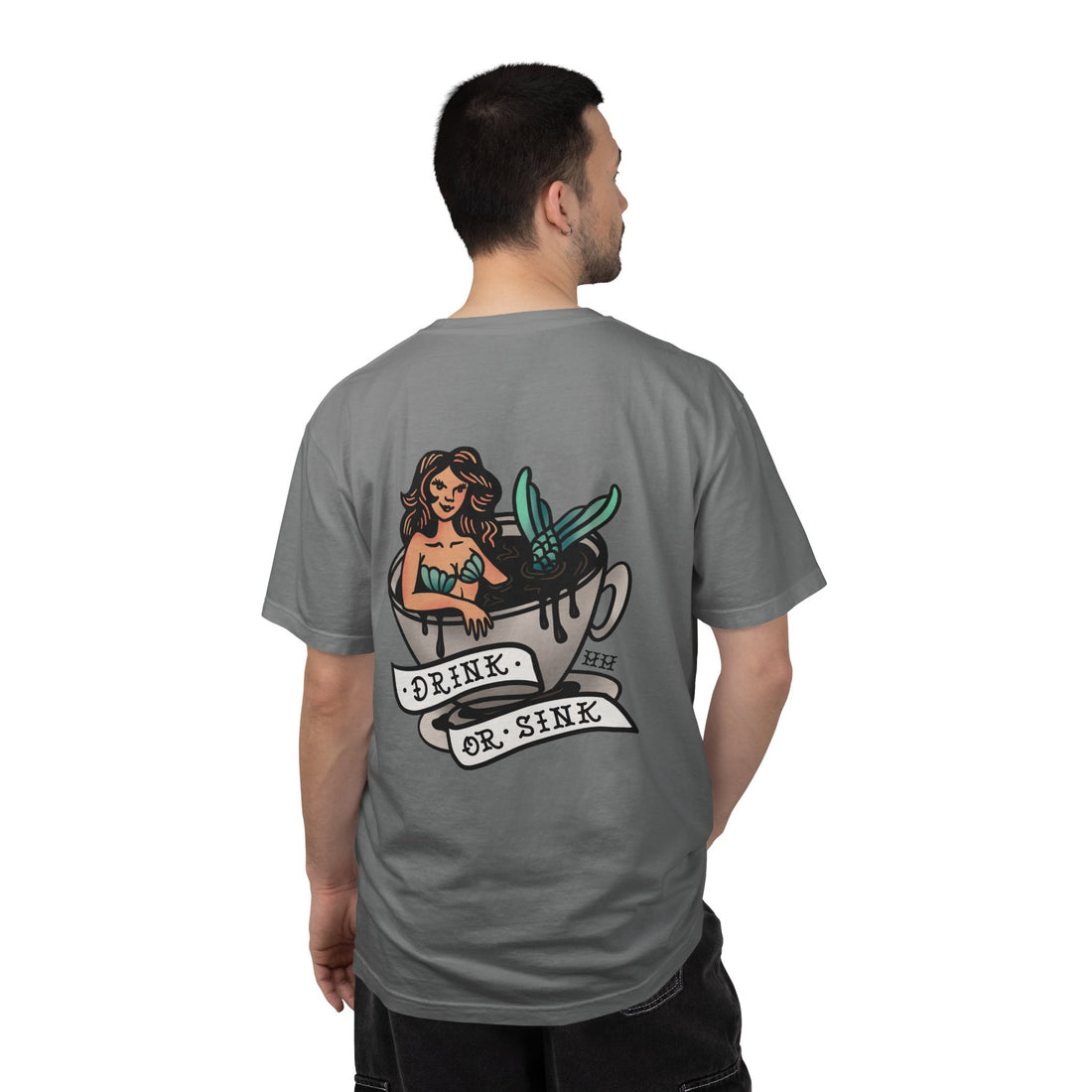 Harpoon Hanna's 'Drink or Sink' Crew Neck T-Shirt