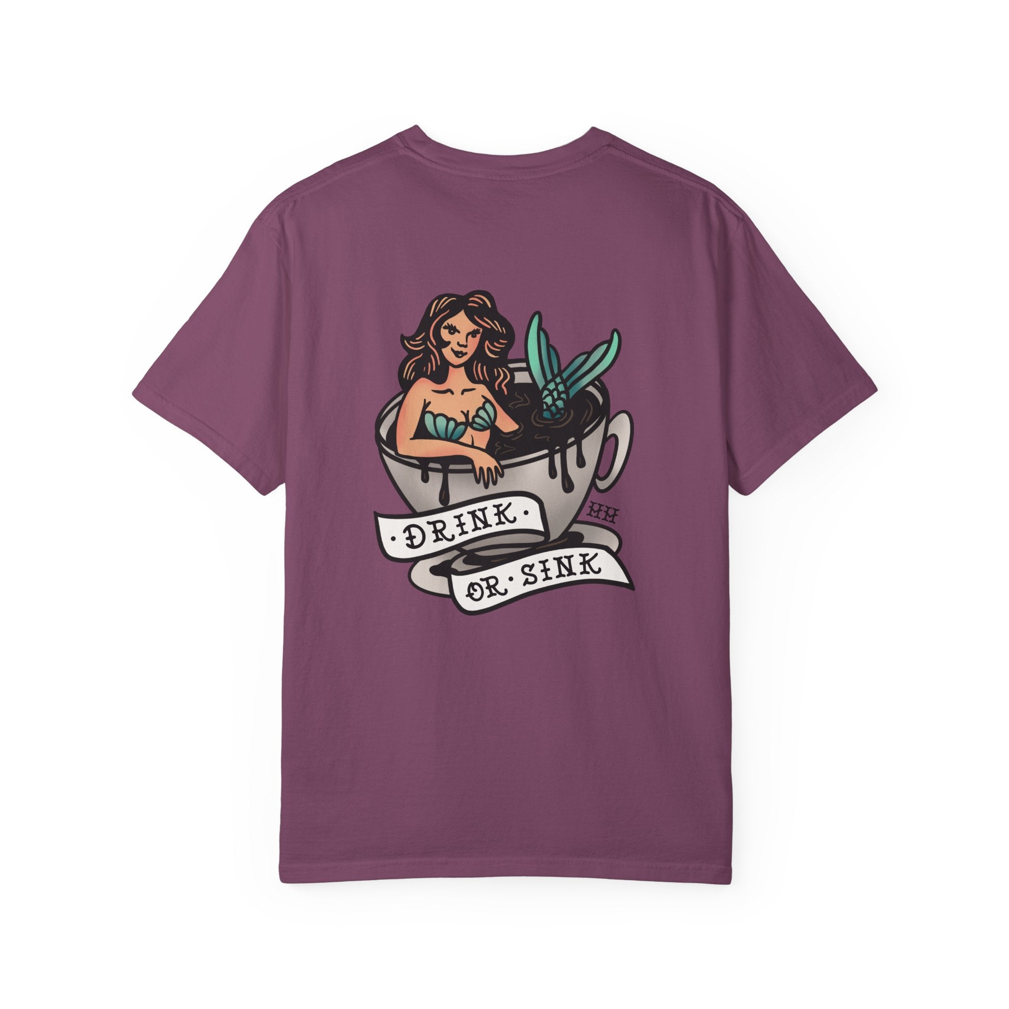 Harpoon Hanna's 'Drink or Sink' Crew Neck T-Shirt