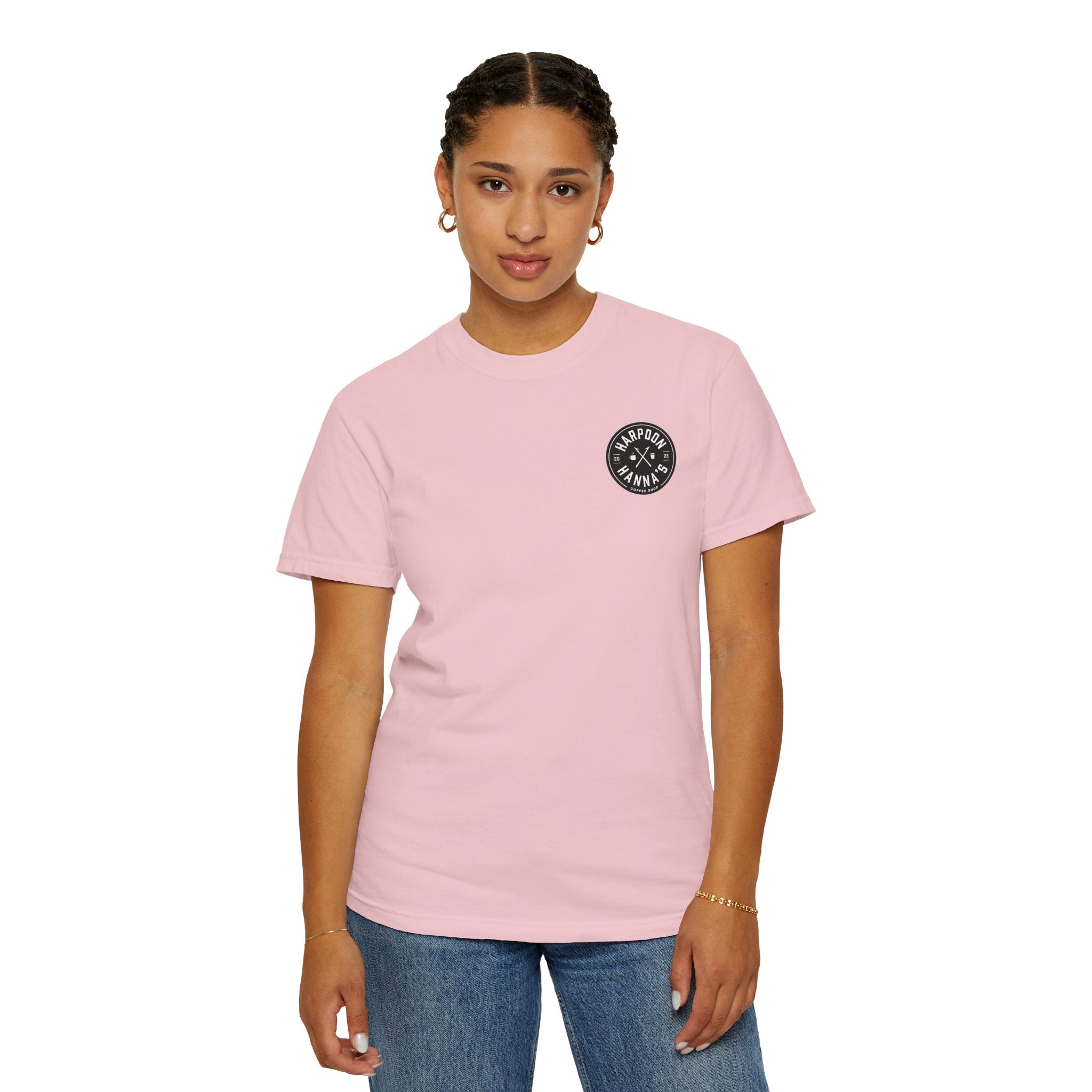 Harpoon Hanna's 'Drink or Sink' Crew Neck T-Shirt
