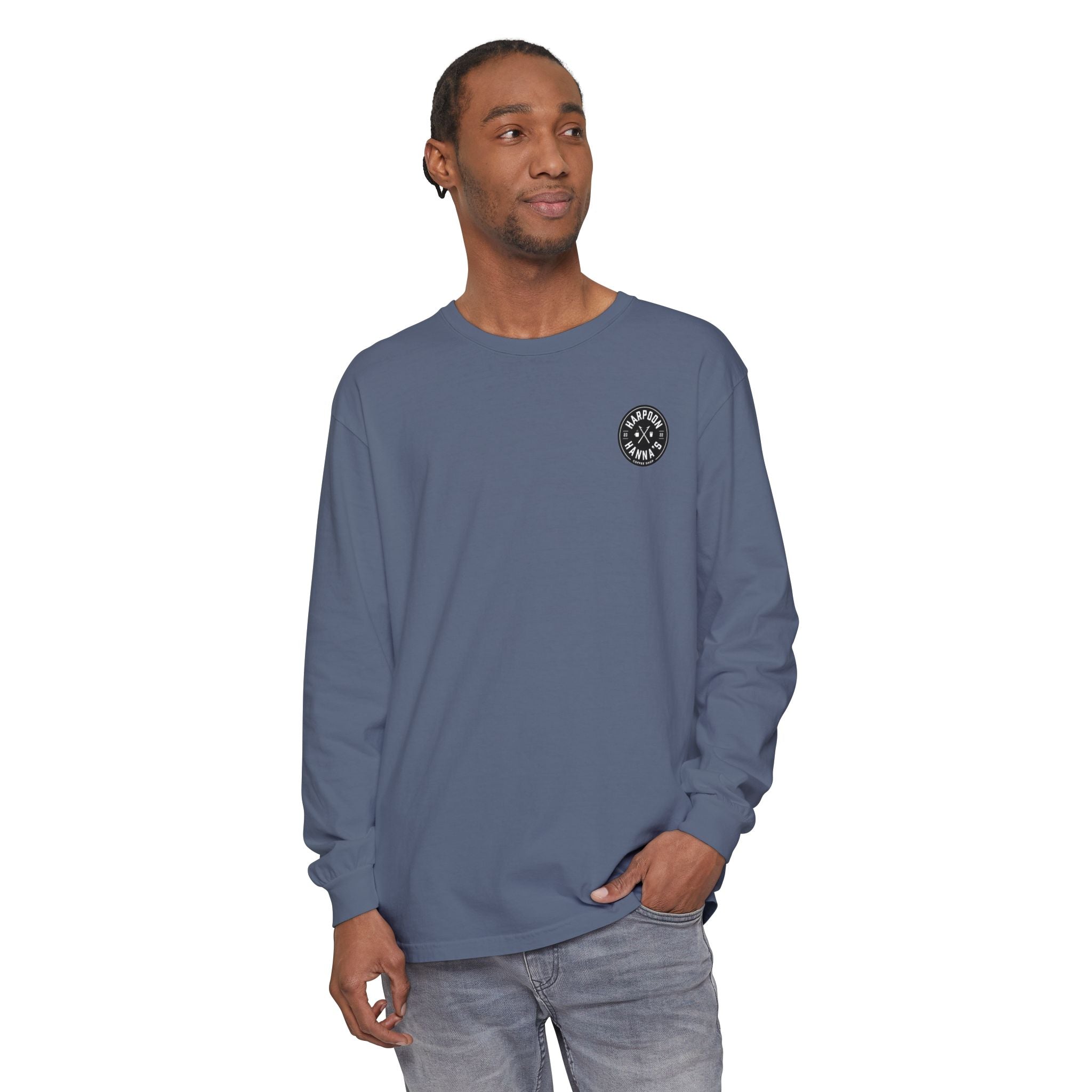 Harpoon Hanna's 'Drink or Sink' Long Sleeve Crew Neck T-Shirt