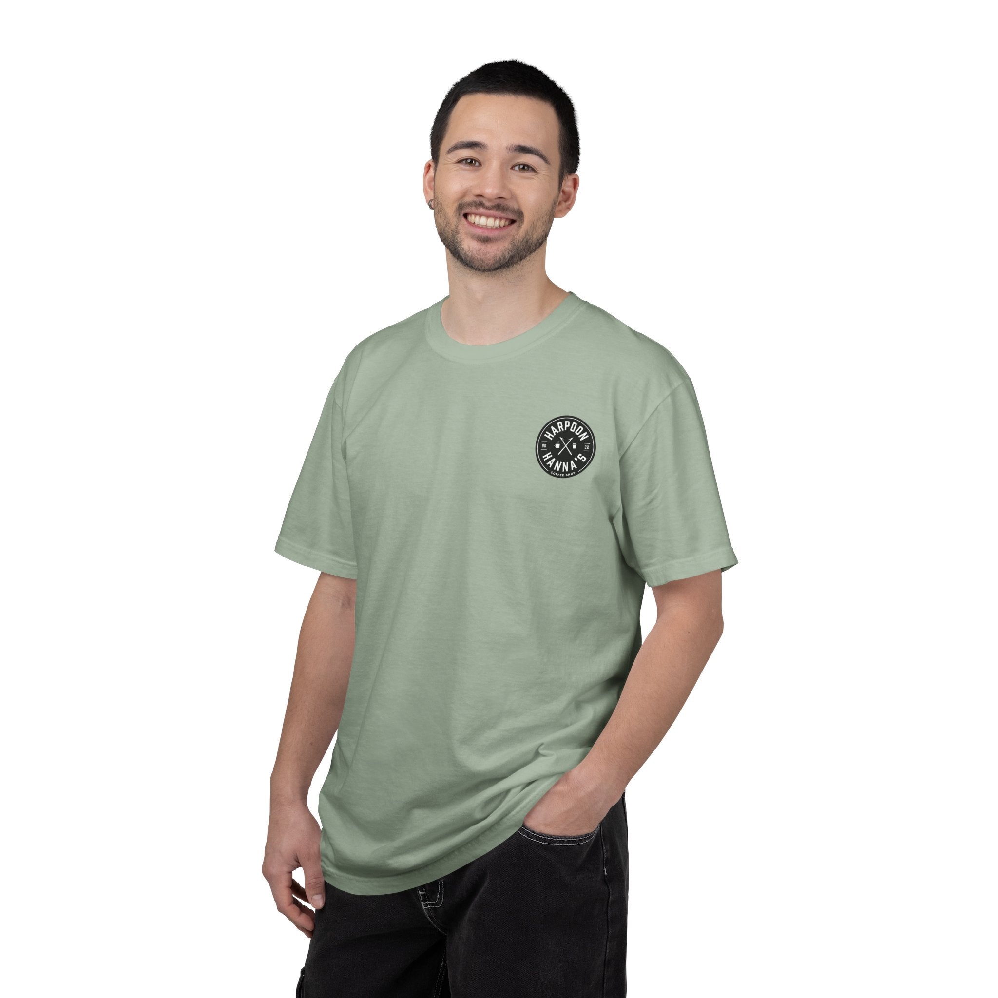 Harpoon Hanna's 'Drink or Sink' Crew Neck T-Shirt