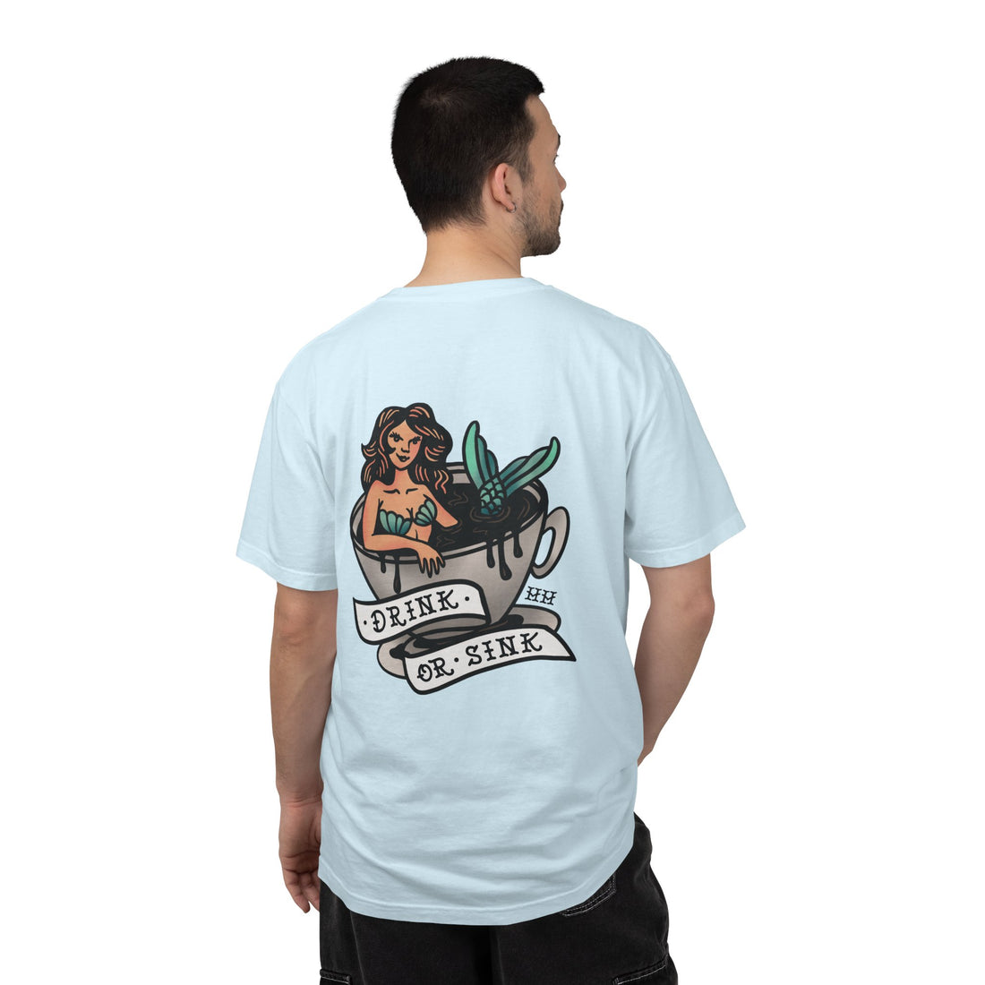 Harpoon Hanna's 'Drink or Sink' Crew Neck T-Shirt