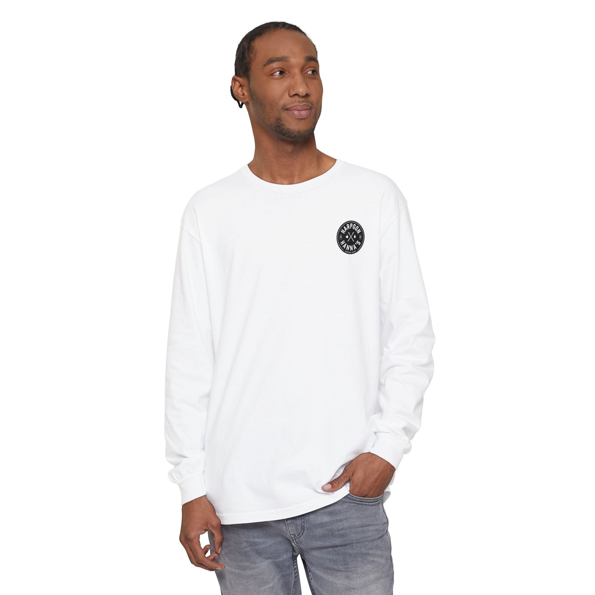Harpoon Hanna's 'Drink or Sink' Long Sleeve Crew Neck T-Shirt