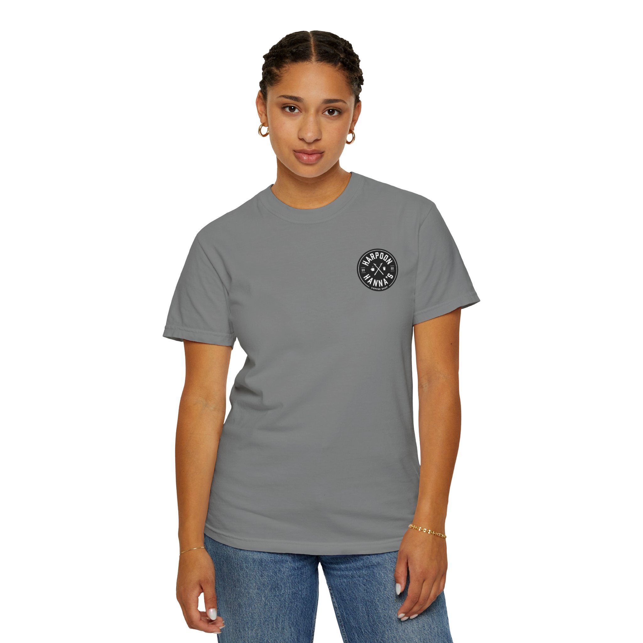Harpoon Hanna's 'Drink or Sink' Crew Neck T-Shirt