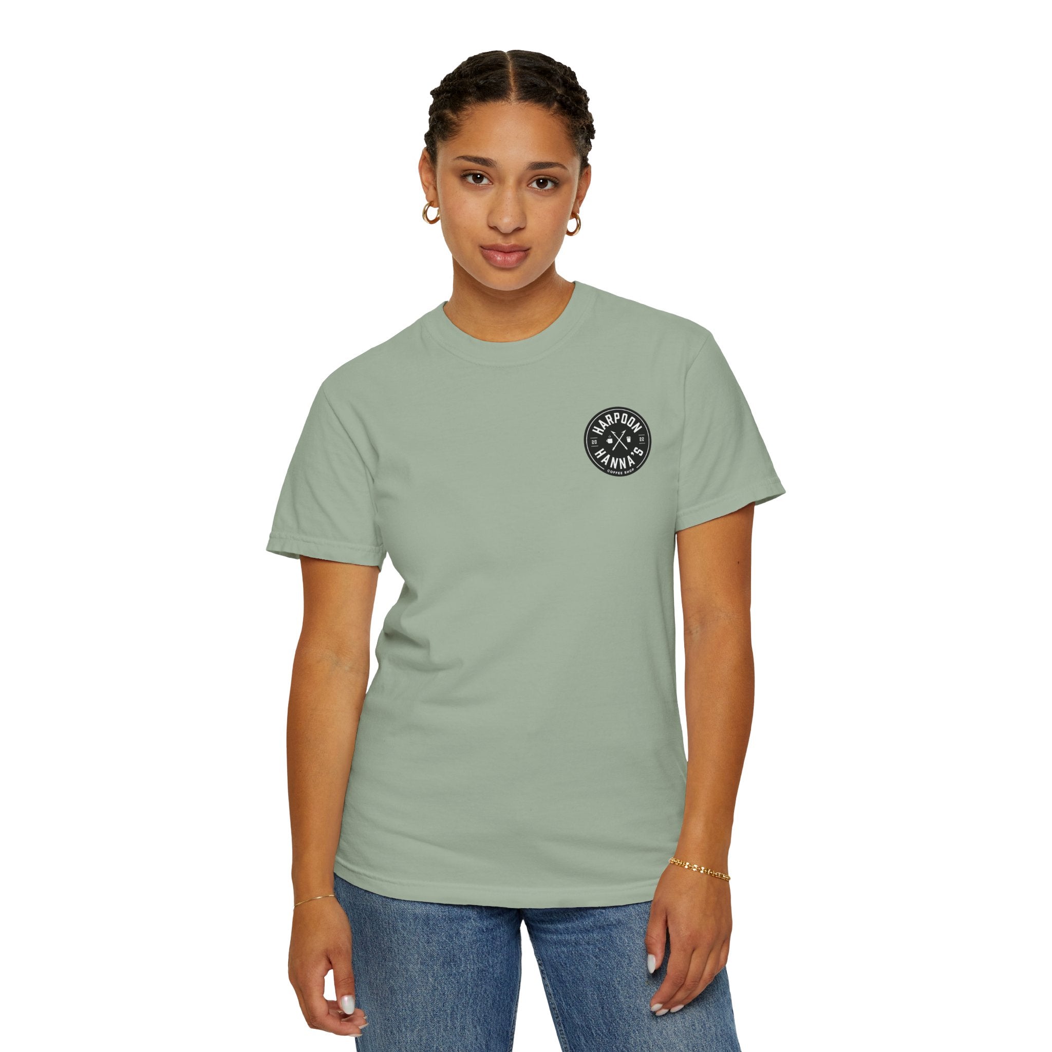 Harpoon Hanna's 'Drink or Sink' Crew Neck T-Shirt