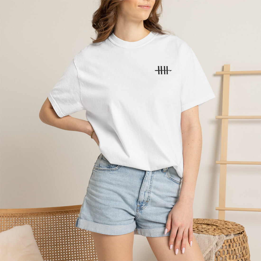 Harpoon Hanna's Colorful Diver Crew Neck T-Shirt