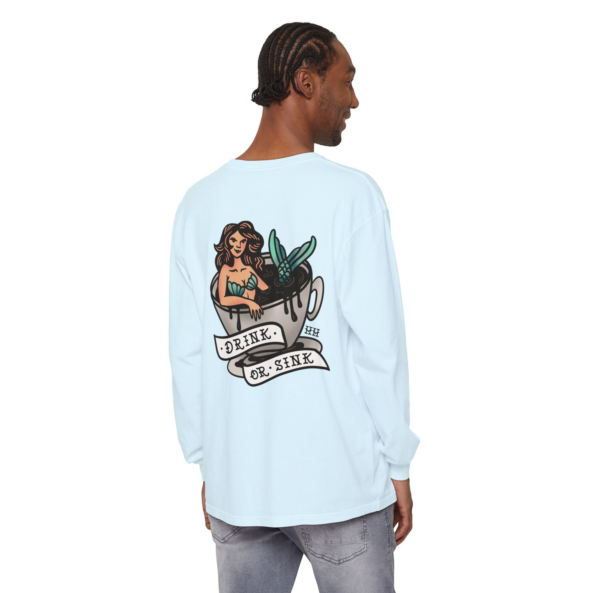 Harpoon Hanna's 'Drink or Sink' Long Sleeve Crew Neck T-Shirt
