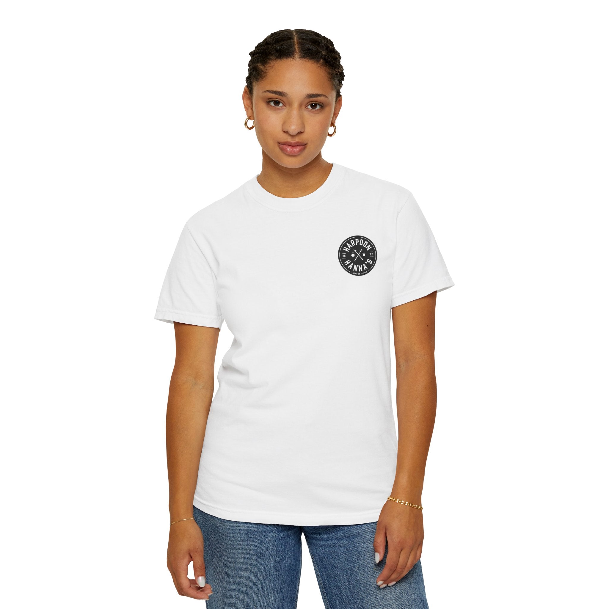 Harpoon Hanna's 'Drink or Sink' Crew Neck T-Shirt
